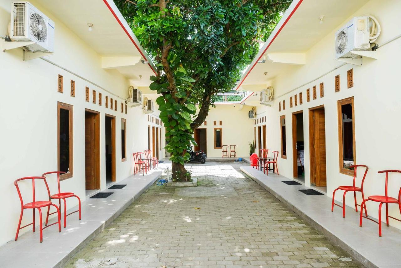 Reddoorz @ Umbul Ponggok Waterpark Klaten Buitenkant foto